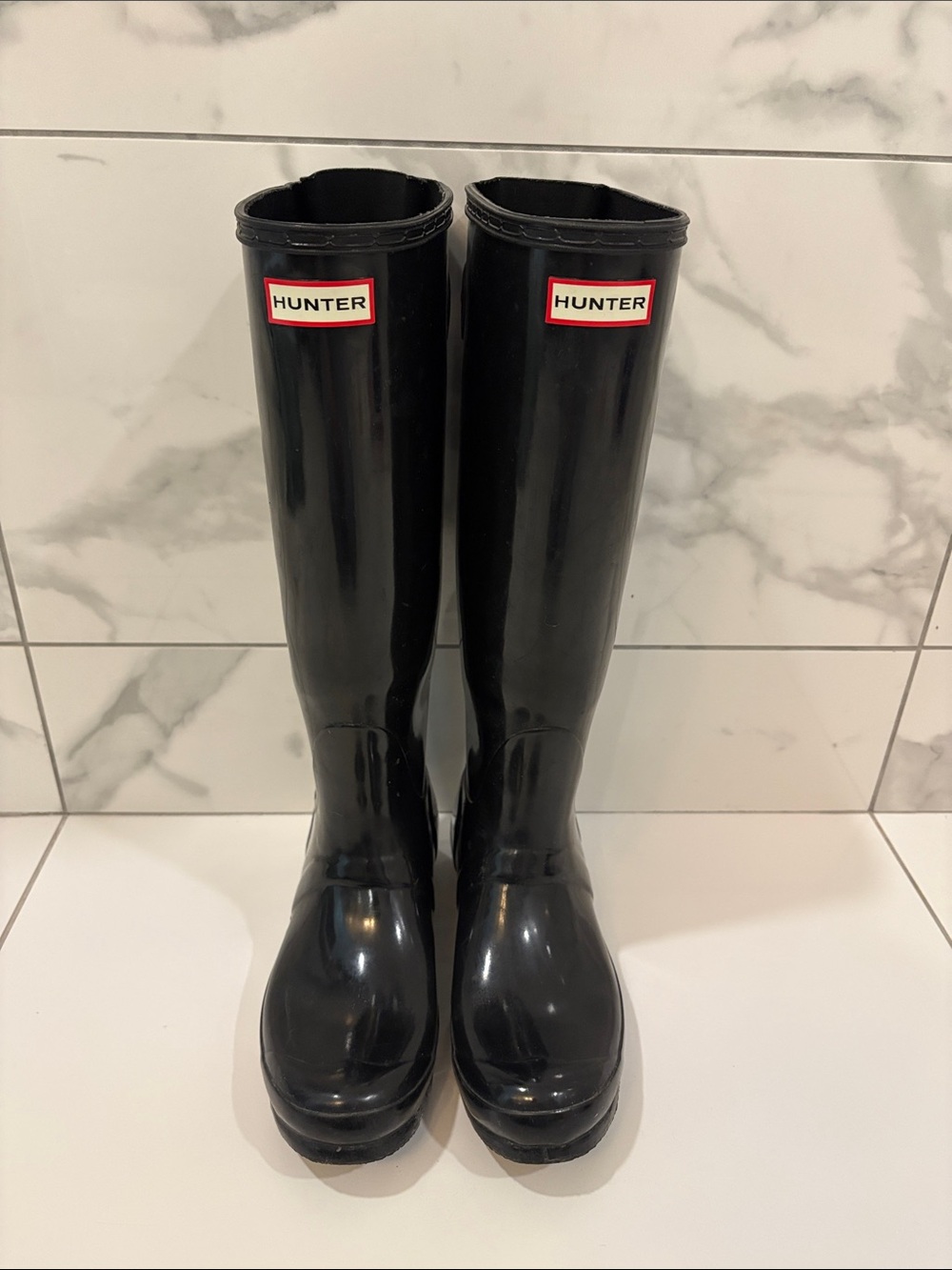 Hunter Black Gloss Tall Women's Rain Boots size US 8